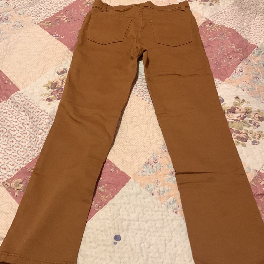 Stretchable - Picture 2 of 5